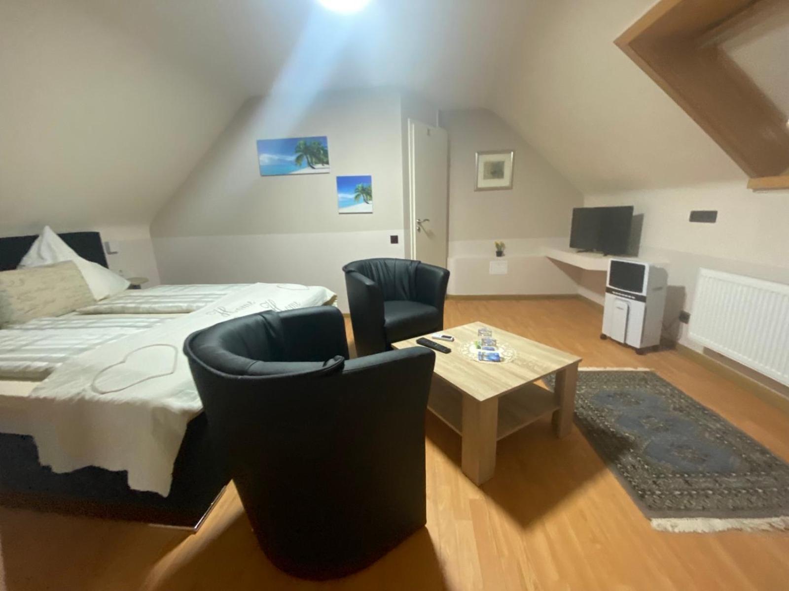 Pension Mona Lisa Bernkastel-Kues Exteriér fotografie